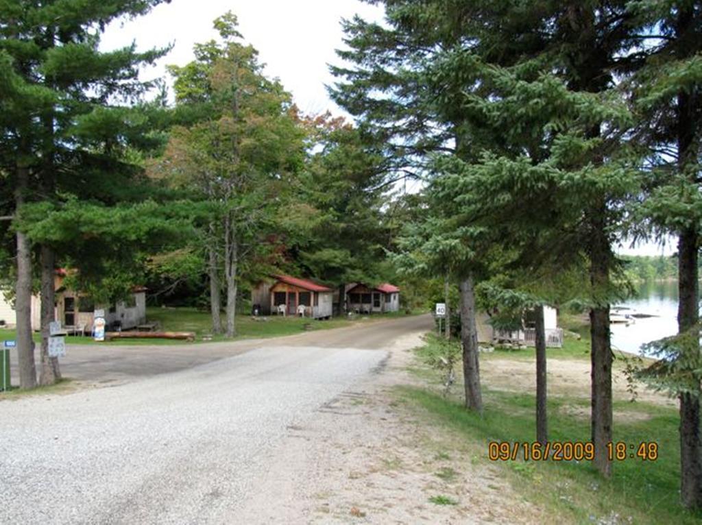 Marble Lake Lodge Cloyne Dış mekan fotoğraf