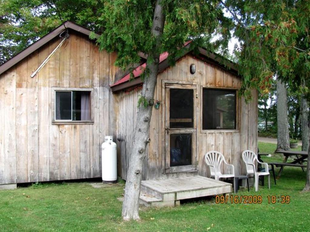 Marble Lake Lodge Cloyne Oda fotoğraf
